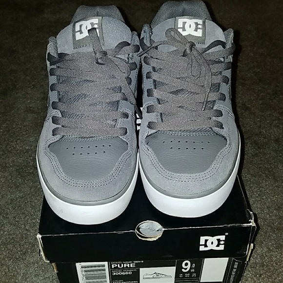 Shoes - Picture 2 of 4